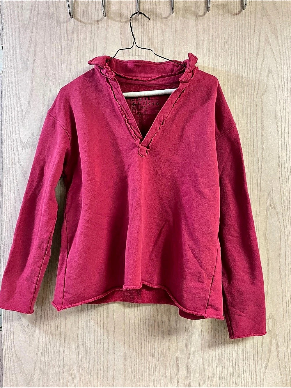 Flank & Eileen Pink Pullover Sweatshirt Size Medium